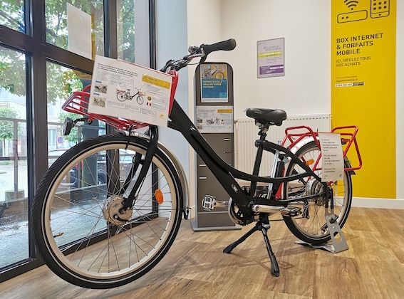 La Poste vend des vélos électriques de facteurs reconditionnés